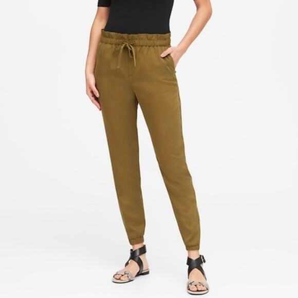 BANANA REPUBLIC Paperbag Jogger Pants Drawstring Waist High Rise Green Size S - Picture 1 of 11